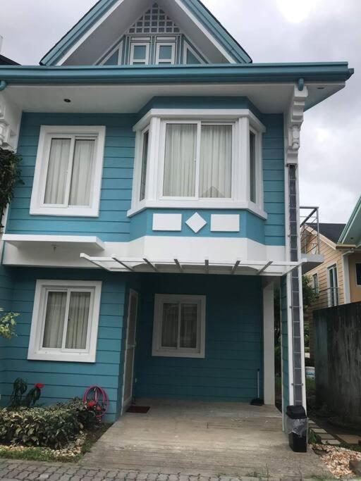 3 Bedrooms 3 Baths Victorian Style Townhouse Fully Furnished Batangas Dış mekan fotoğraf